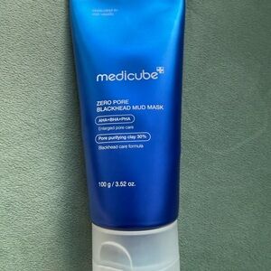 Medicube Zero Pore Blackhead Mud Mask 80% full
